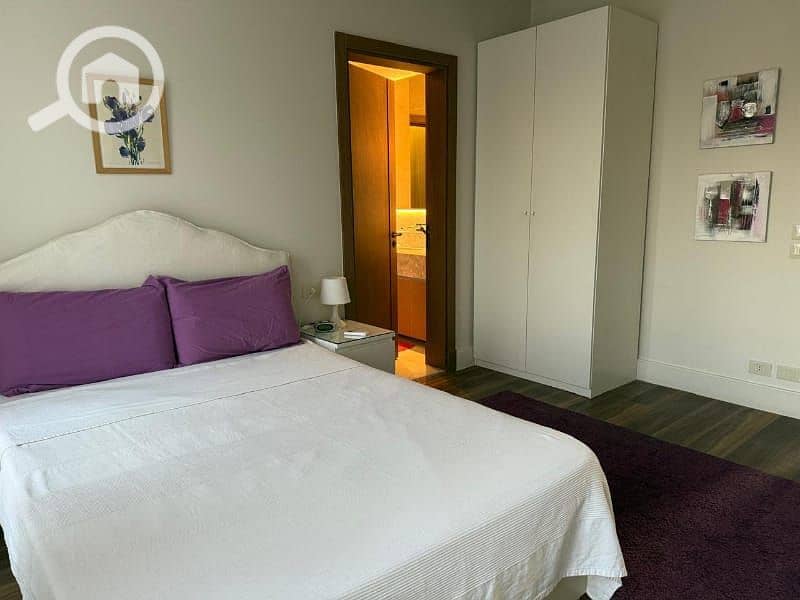 10 69a05138-dbd3-4703-bc33-8b73163af70f. jpg