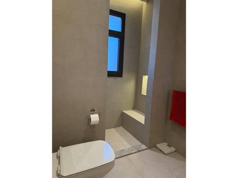 16 2f3e0c6b-a705-4980-a10d-78279b21d1a8. jpg