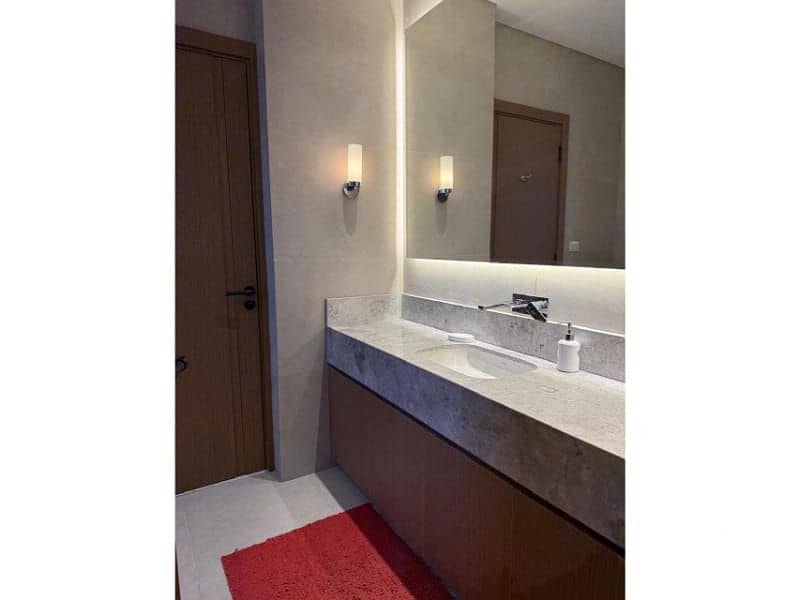 17 53cec9fb-2581-487b-a316-cd89f7a51f6b. jpg