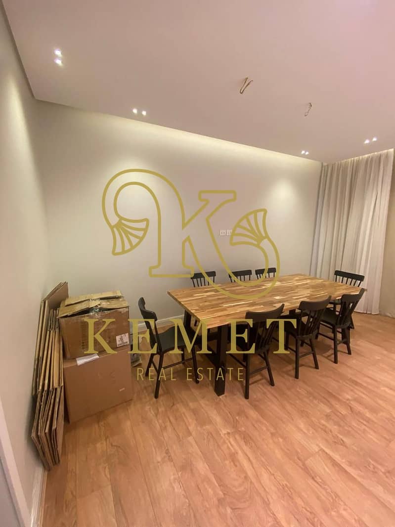 5 f586d71d-9418-4c2b-8a5a-ffeb768ffb7a. jpg