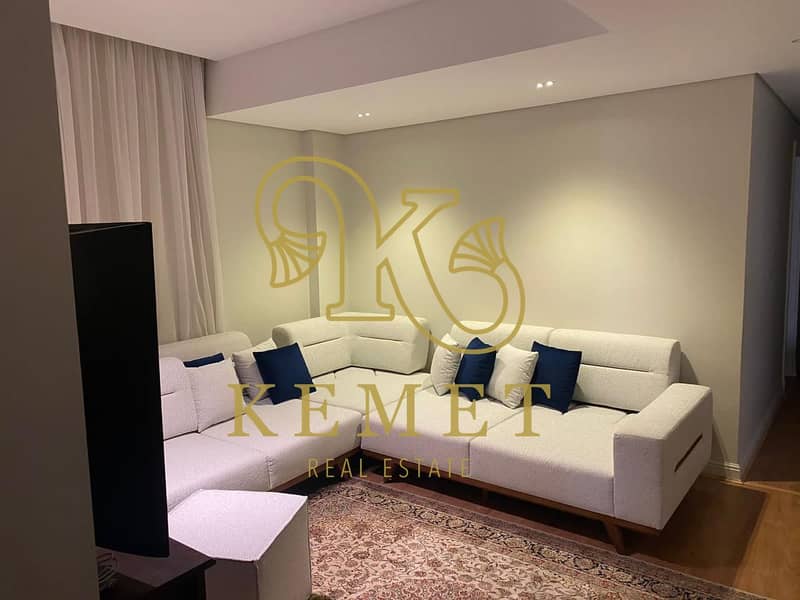 8 116b2951-f4b3-4d46-aaa0-1c43ea0d939c. jpg