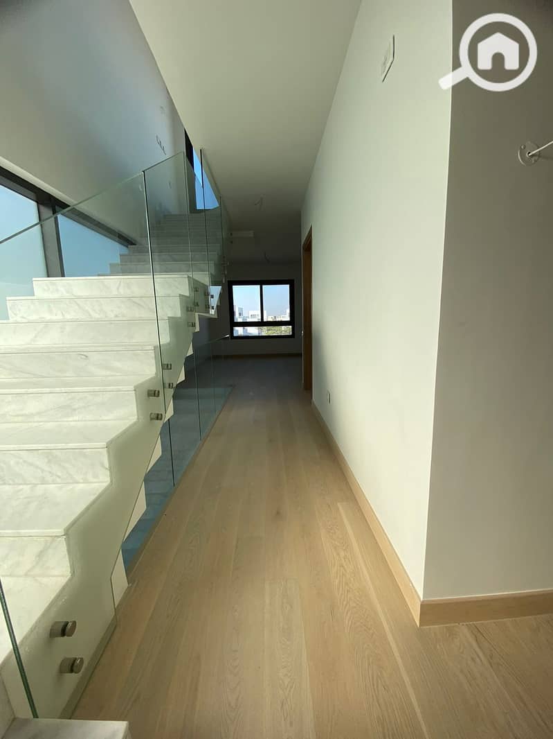 6a57b7e4-9d5b-4063-a04c-74c30ed207a1. jpeg 6a57b7e4-9d5b-4063-a04c-74c30ed207a1. jpeg