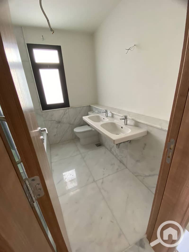 9 30bd8616-71f1-48fe-a097-ac05e9903927. jpeg