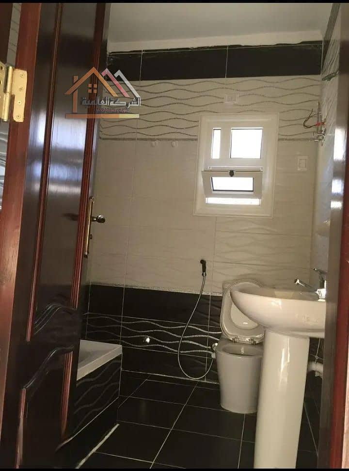 9 43359e83-0a2d-4b9a-b8d2-90089dd0a6b2. jpg