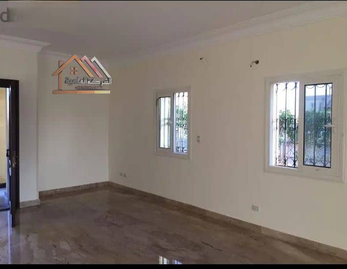 10 84388974-f96b-4863-8731-cebf67bf732f. jpg