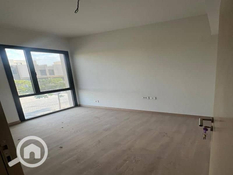 3 WhatsApp Image 2026-01-27 at 5.45. 11 AM (1). jpg