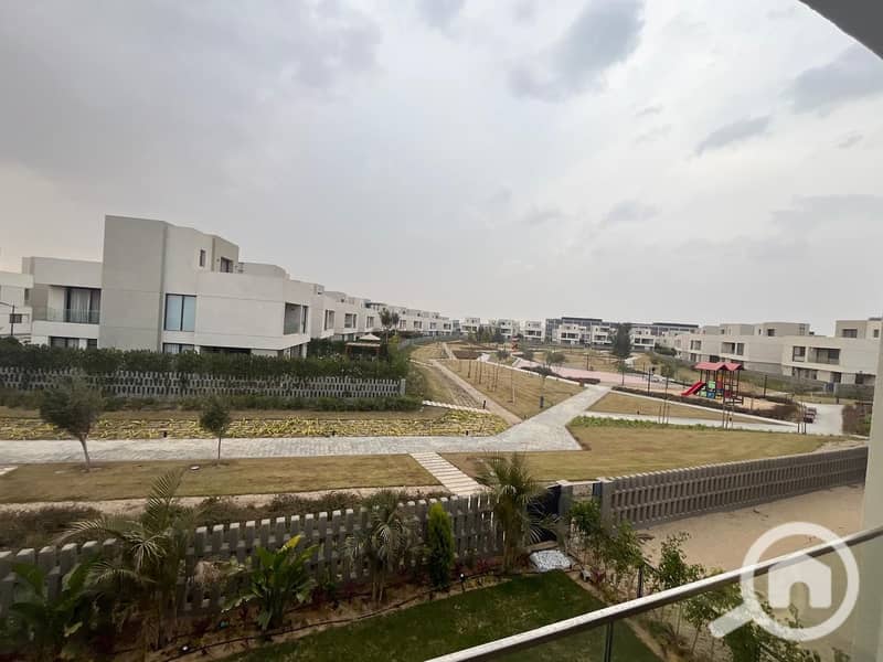 13 811302d3-c38e-4e4a-989d-89648dfe4550. jpeg