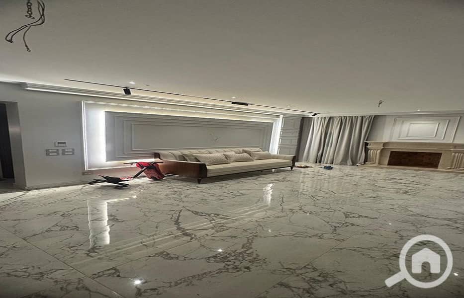 9 18c18cd5-0484-4e1d-8f24-200cc45bf7ce. jpg