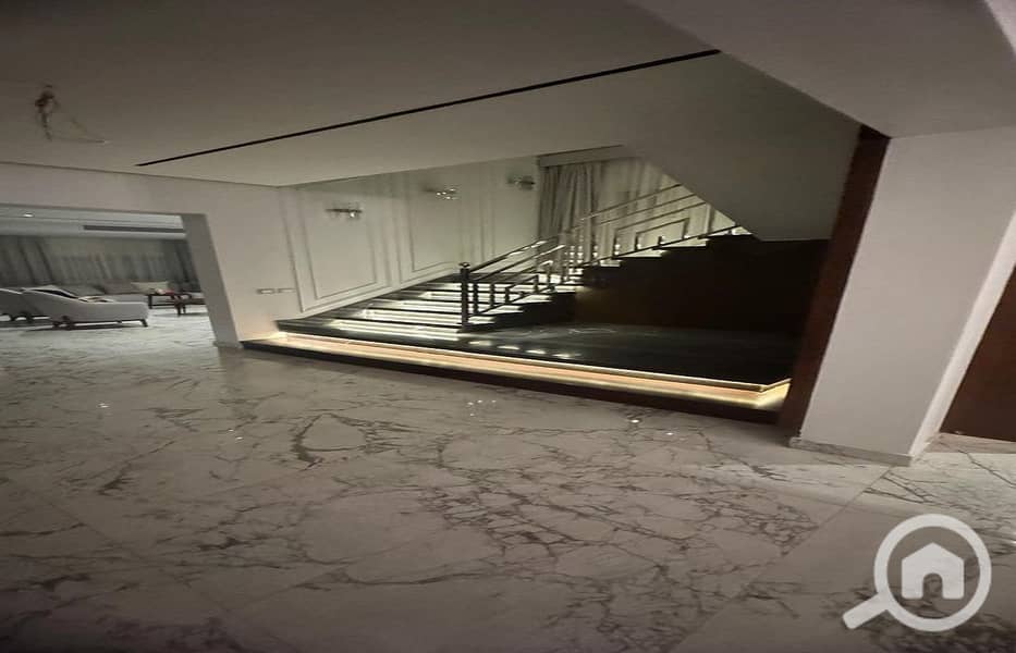 25 fe131f49-c979-49e0-96a4-caba42dcfb92. jpg