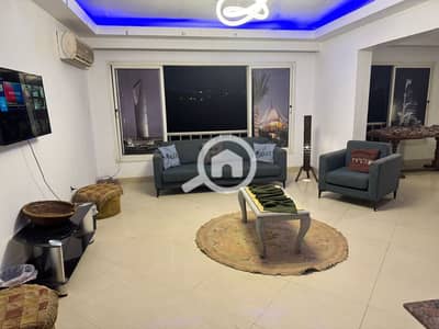 شقة 2 غرفة نوم للايجار في المعادي، القاهرة - IMG-20251229-WA0009. jpg