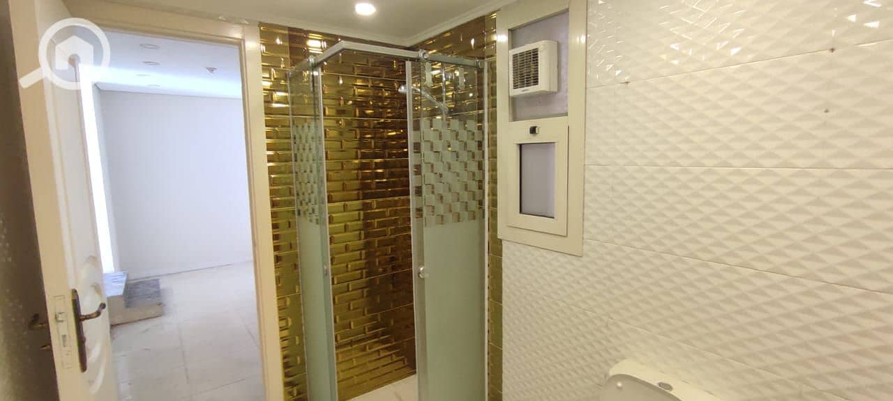 6 WhatsApp Image 2025-12-21 at 3.33. 44 PM (1). jpeg