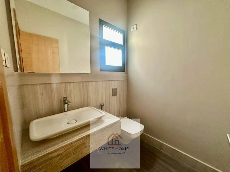 5 WhatsApp Image 2026-01-28 at 11.51. 31 AM (3). jpeg