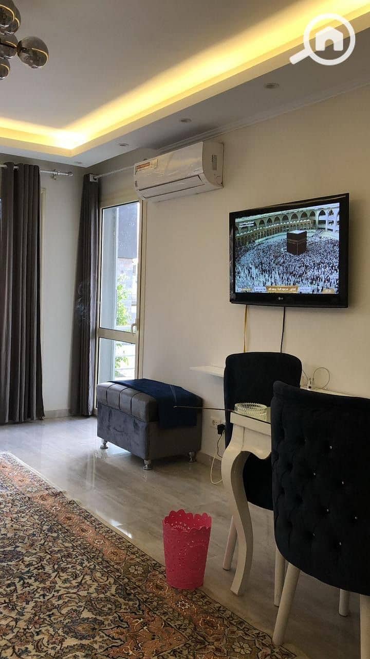 10 a2802233-b8f1-4784-9b8e-22ccd991127f. jpeg