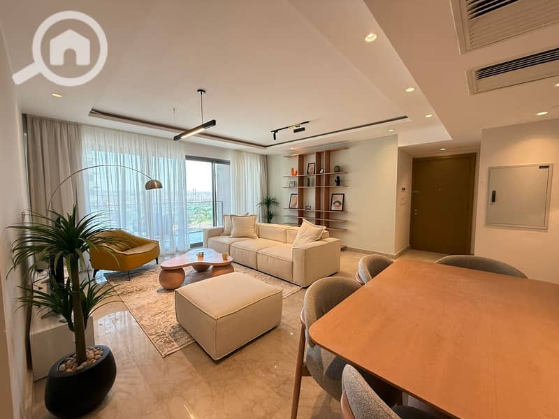 9 7742e0d1-dddd-4788-b9a6-8003a3489d95. jpg