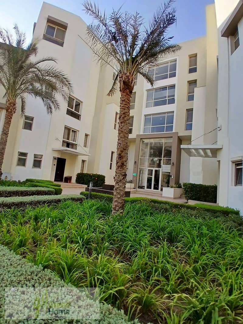 10 06da2a3d-4134-4112-b9d8-08509c469f41. jpg