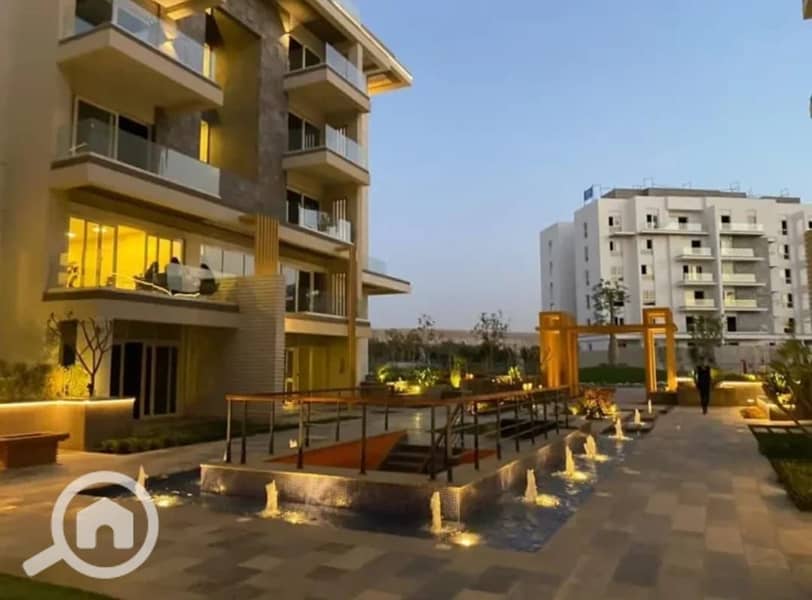 5 cef6012c-ee74-4456-aa79-bd55575713d3. jpg