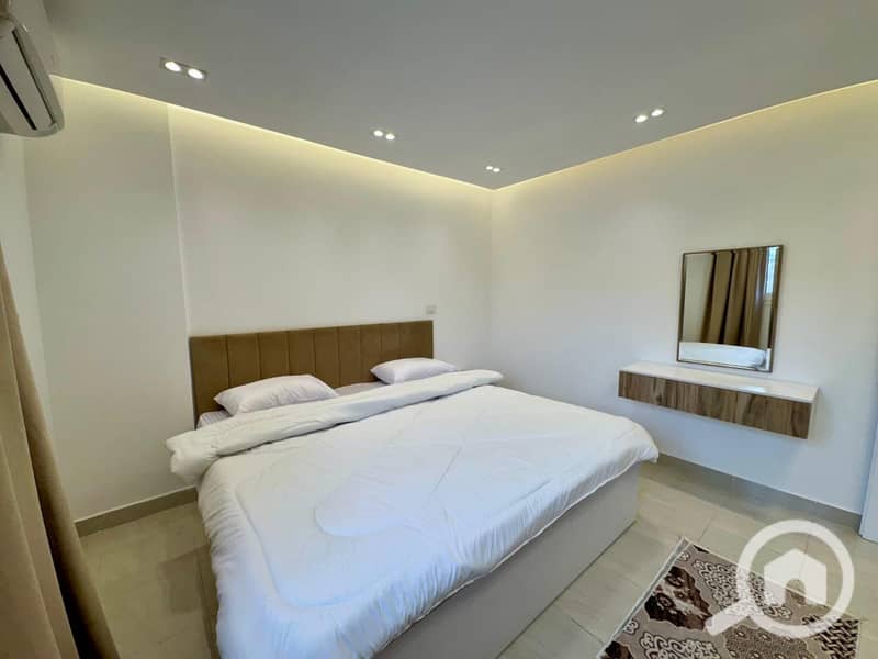 7 309e33e8-404c-44c6-b936-ab62d72cde13. jpeg