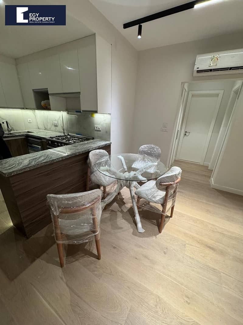 2 _files_53E7DCD6-E188-420F-90A0-680214F6A8CC. jpeg