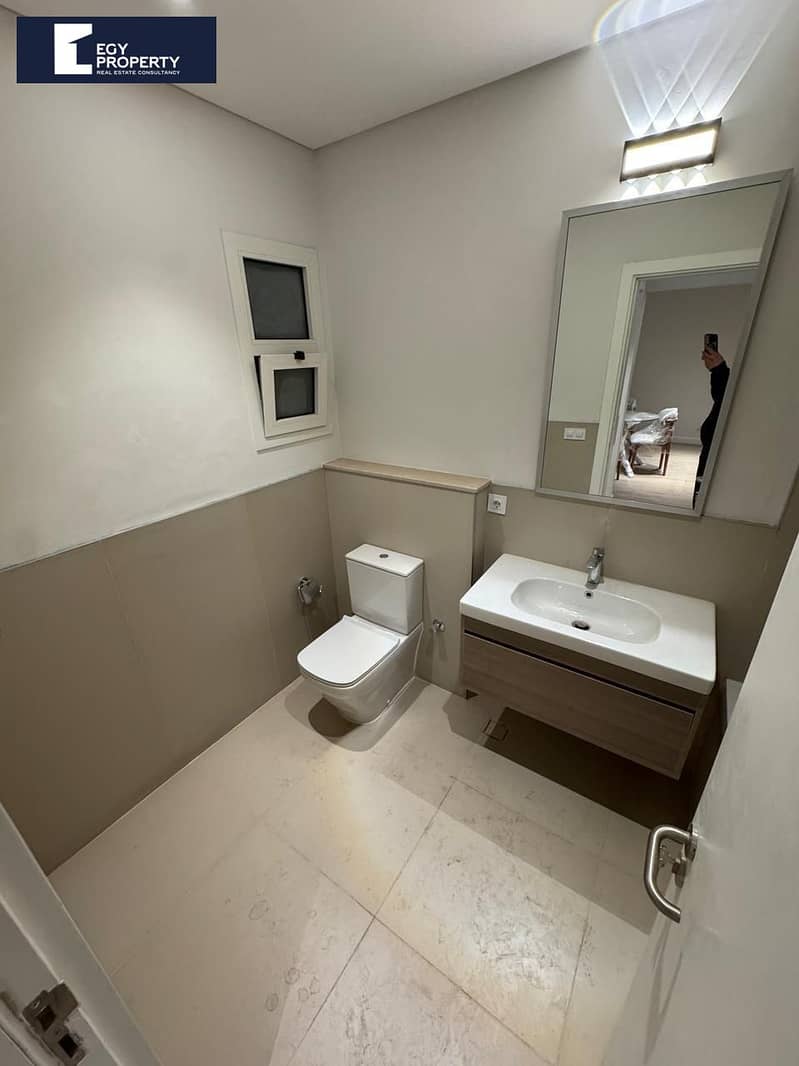 6 _files_04857E6E-21EB-4766-9B38-7AD7FC4CFD9B. jpeg