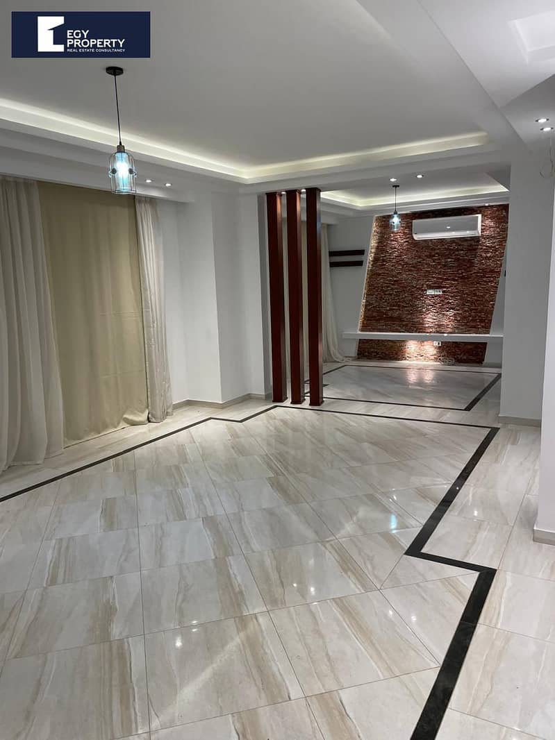 4 _files_ecf20d43-c20f-4e0a-985a-e608b319aa07. jpg