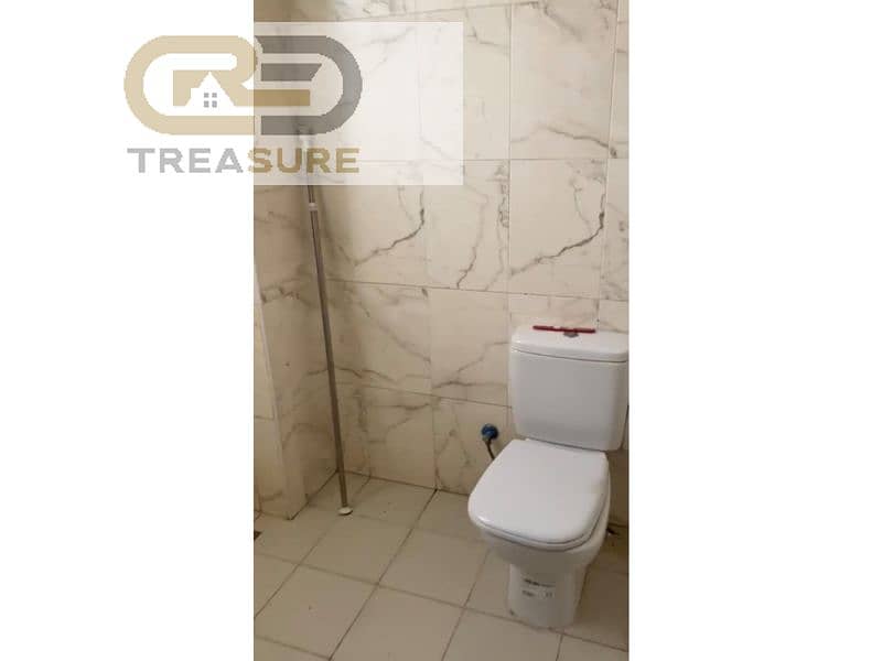 10 WhatsApp Image 2026-01-28 at 12.46. 10 PM (2). jpg