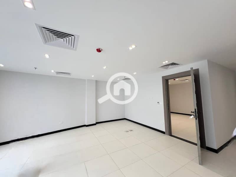 4 015b7fcf-6fb6-433c-8326-3882be056491. jpg