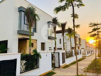 5 Bedroom Villa for Sale in New Cairo, Cairo - WhatsApp Image 2025-05-31 at 14.28. 43_63e6ddf6. jpg