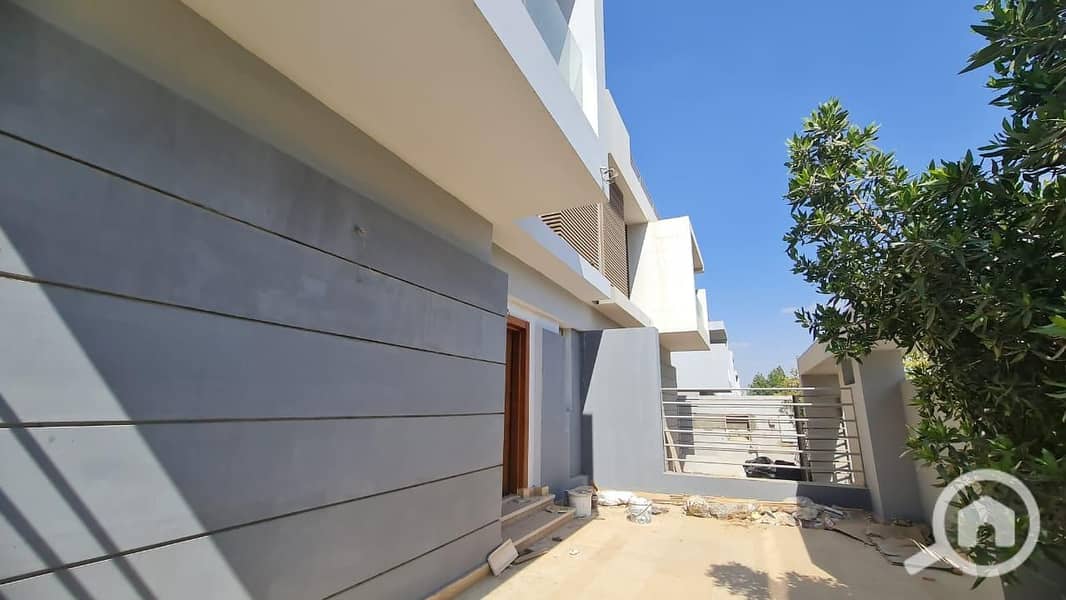 10 WhatsApp Image 2025-10-20 at 11.36. 06 AM. jpeg