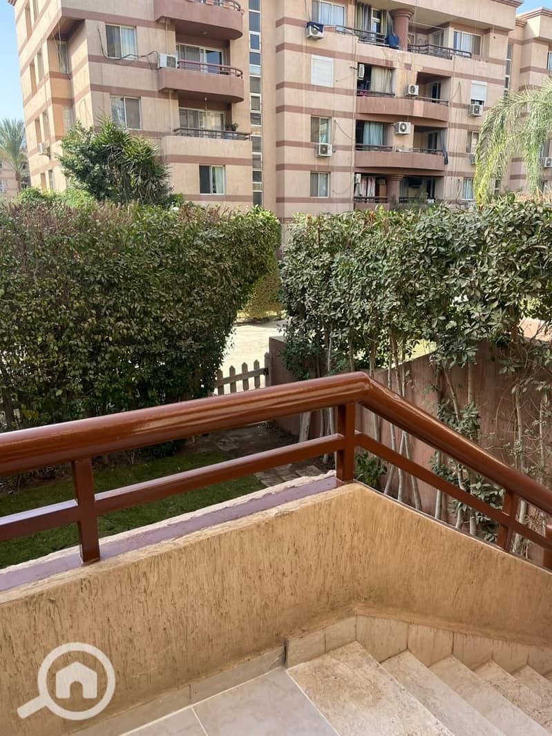 10 6626e755-3448-4e52-a3d6-6647f119808c. jpeg