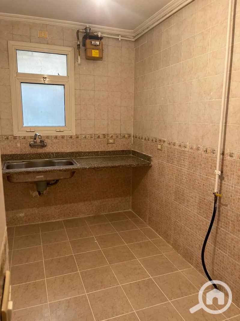 11 decc1d8b-382e-4541-951c-0a3c2bf31a3d. jpeg