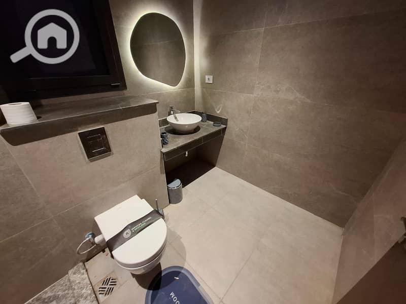 7 355a884d-e71b-44fa-9d65-fce5099cadb6. jpg