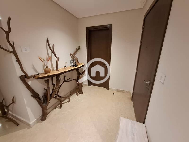 10 a1d7450e-0d17-4eb0-9178-fee30b0d7052. jpg