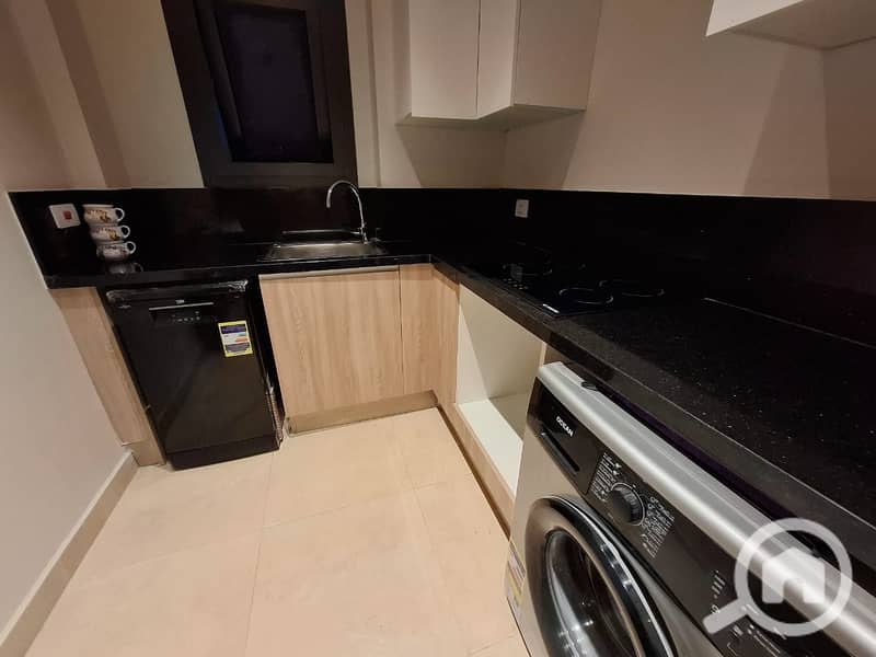 14 b08a3a56-9ca8-498d-8197-49720f1b74a5. jpg