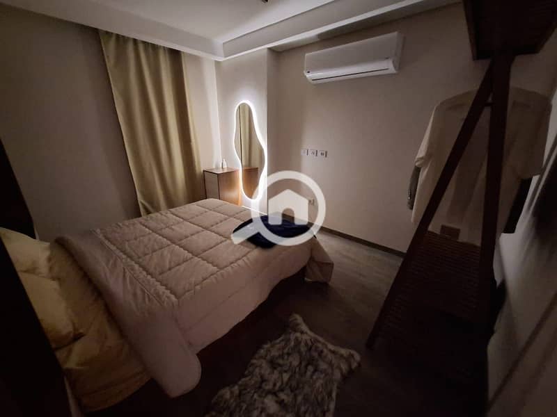 15 e962f19b-90f9-4563-8286-059344ac93fc. jpg