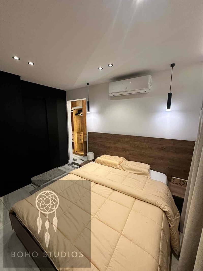 2 eb244ba4-a354-4704-aba9-43d5a9f28e94. jpg