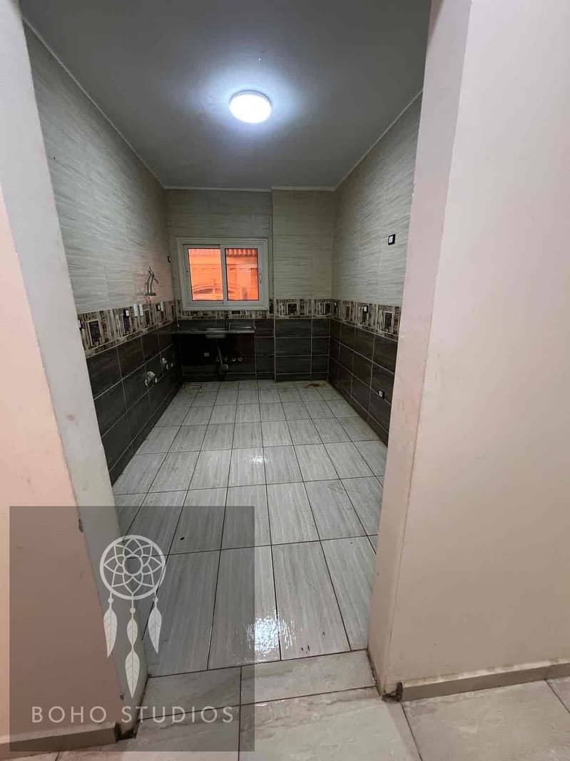 12 8c00b5c6-484e-443c-ab76-99cd115068d2. jpg