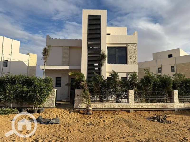 3 614673543_902872832423111_8162382559613929573_n. jpg