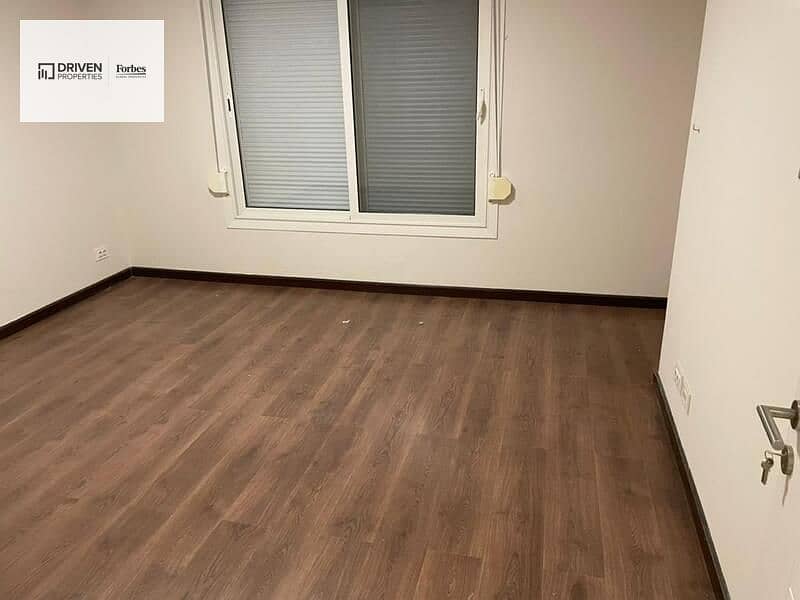 6 WhatsApp Image 2026-01-15 at 14.37. 16 (1). jpeg