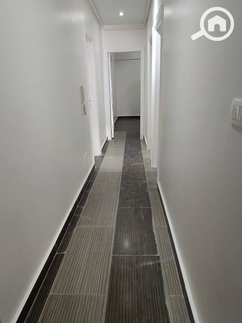 11 WhatsApp Image 2025-12-29 at 16.28. 11 (2). jpeg