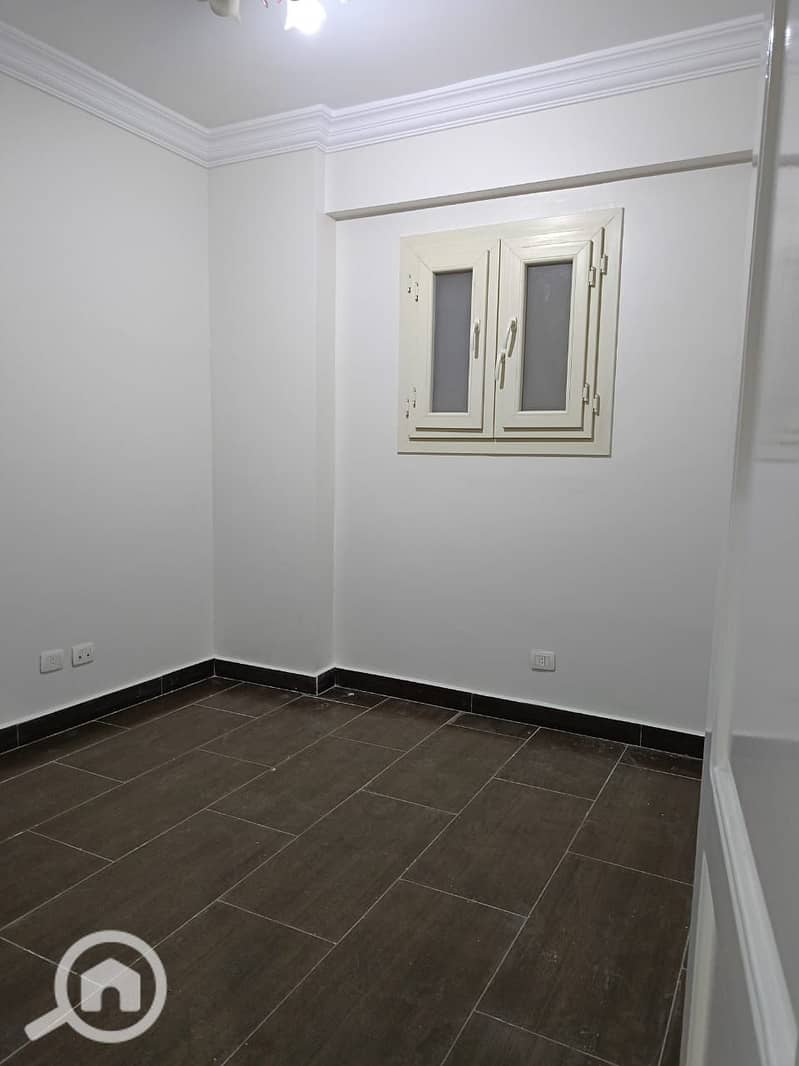 13 WhatsApp Image 2025-12-29 at 16.28. 12 (1). jpeg