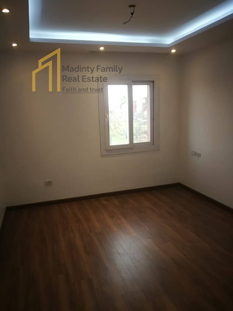 3 5e1f5910-e601-4fbf-b8c7-5a618cf3ea73. jpg