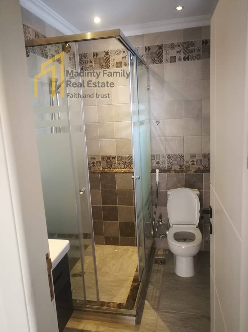 5 32d67980-edb5-427c-ade2-fab641e87951. jpg