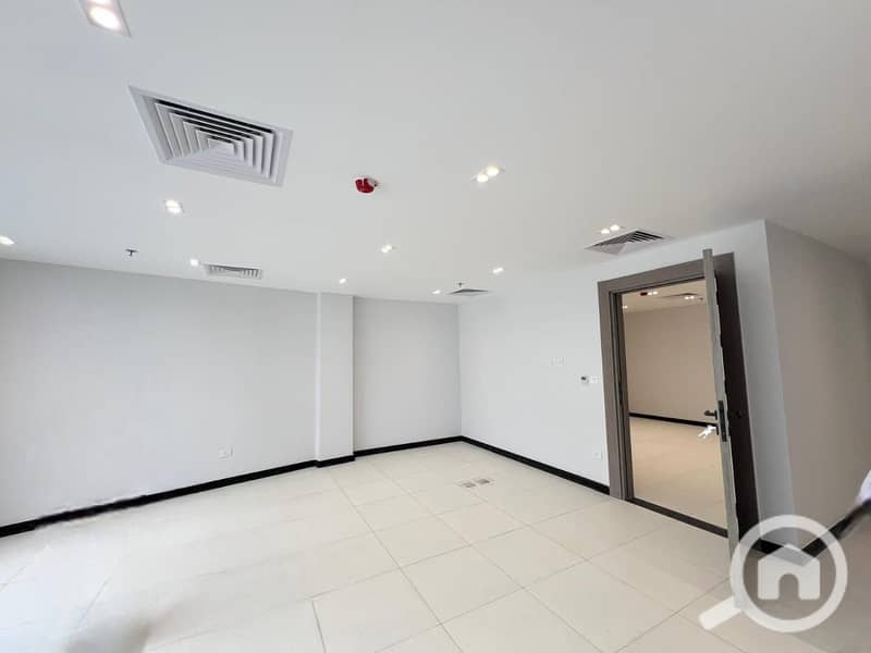 8 WhatsApp Image 2026-01-28 at 1.45. 26 PM (2). jpeg