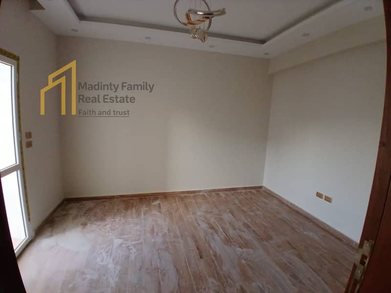 3 cc806b1a-e599-417a-b7f8-f5b13367a9bc. jpg