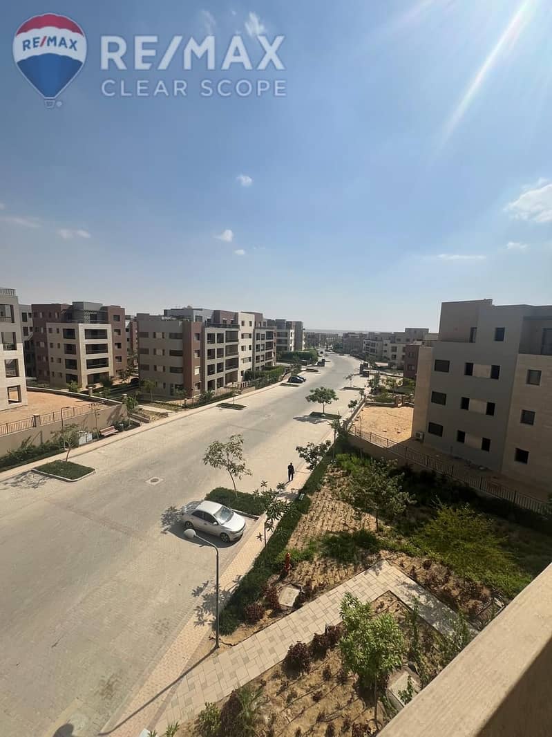 4 4d9d6866-c30f-4936-82e7-bac270e07bcb. jpg