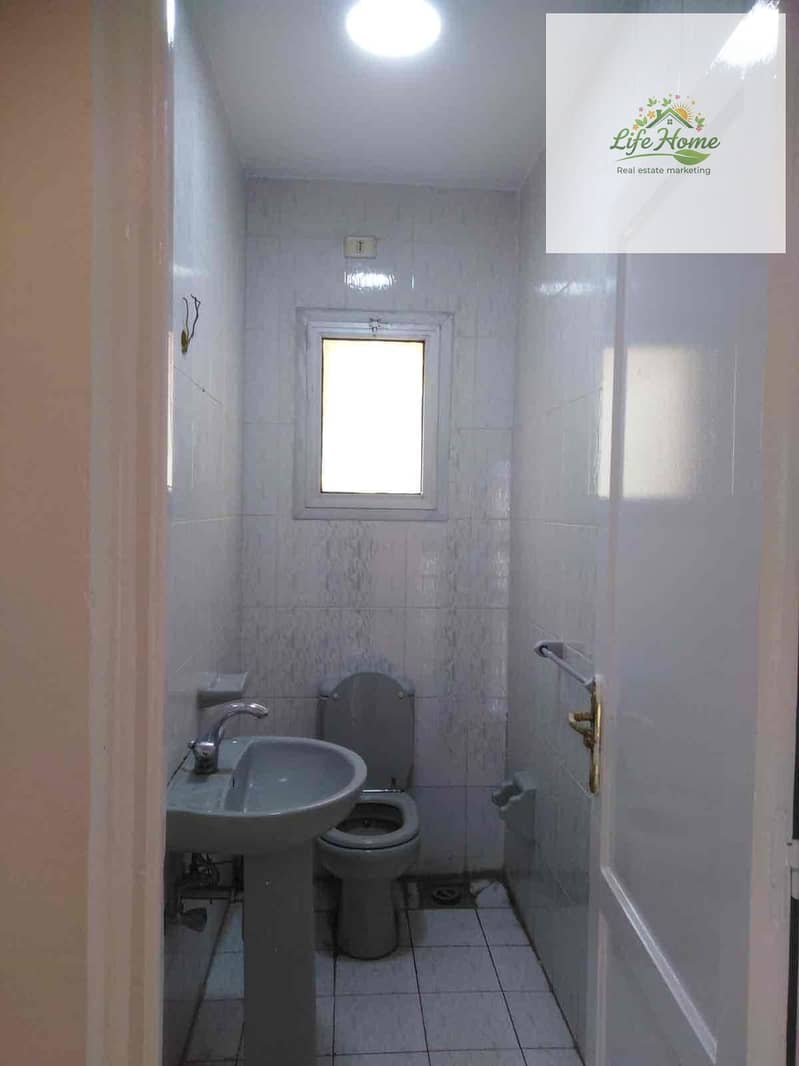 4 36011540-4be1-4461-b11a-30ca38ee78dd. jpg