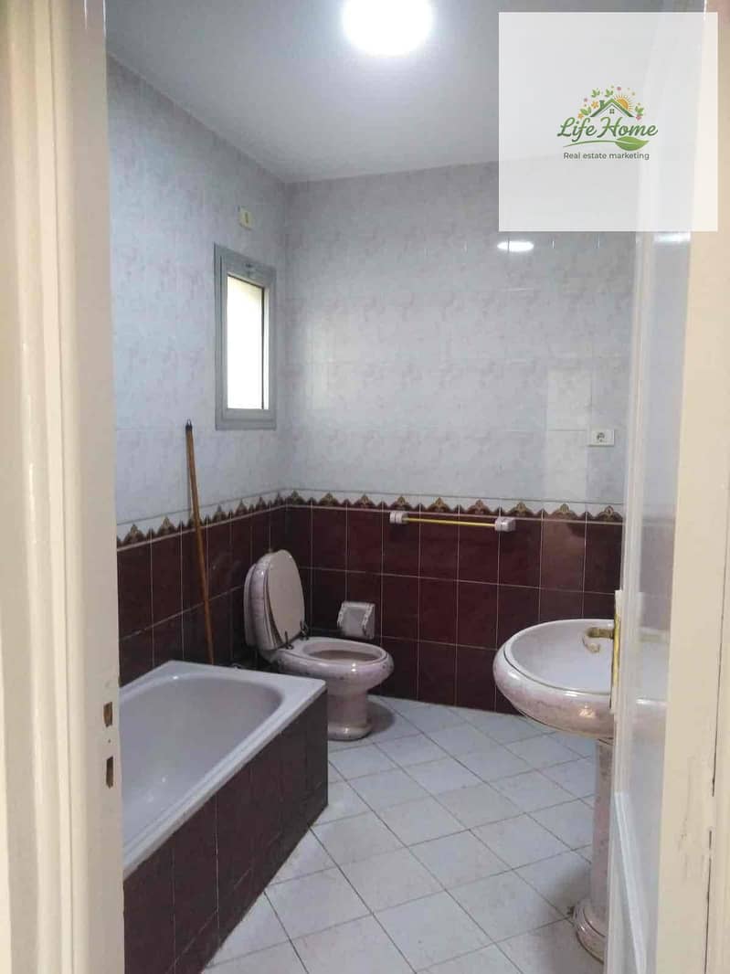 7 ab560179-75ce-44f4-bc53-3288ab3ccd1a. jpg