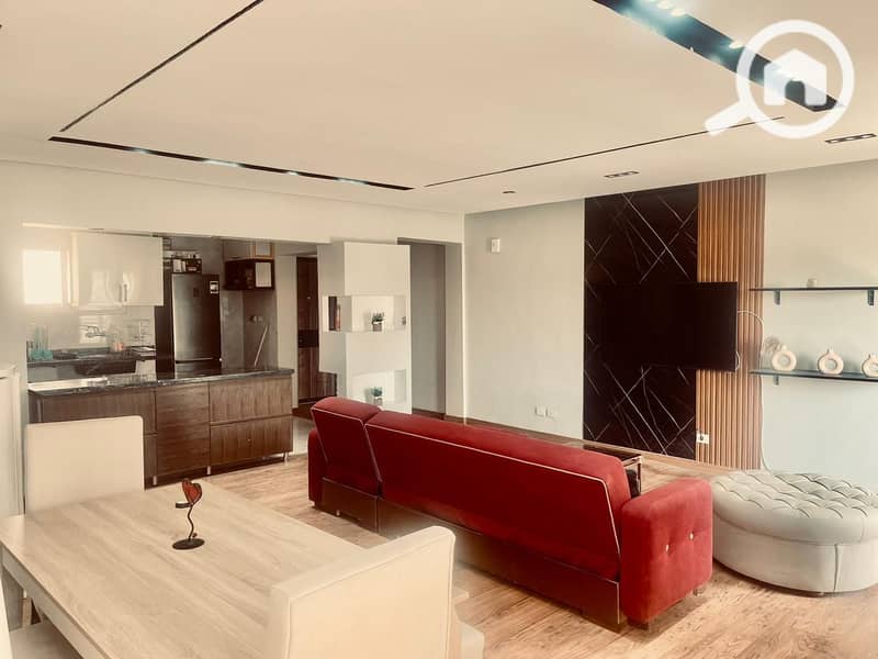 2 3deaa9c6-64cb-4813-b912-e9a15ef7d7d5. jpeg