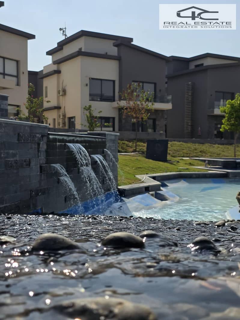 10 591915783_122192107100337214_3936178670159510501_n. jpg