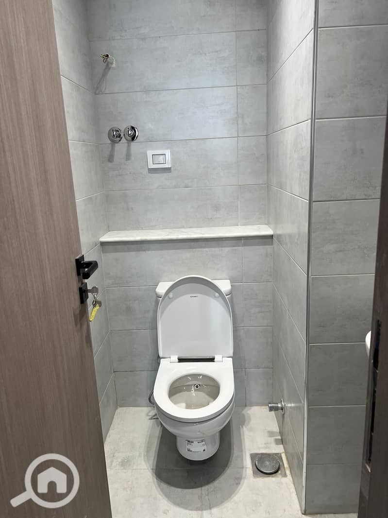 3 WhatsApp Image 2026-01-28 at 1.45. 25 PM0. jpeg